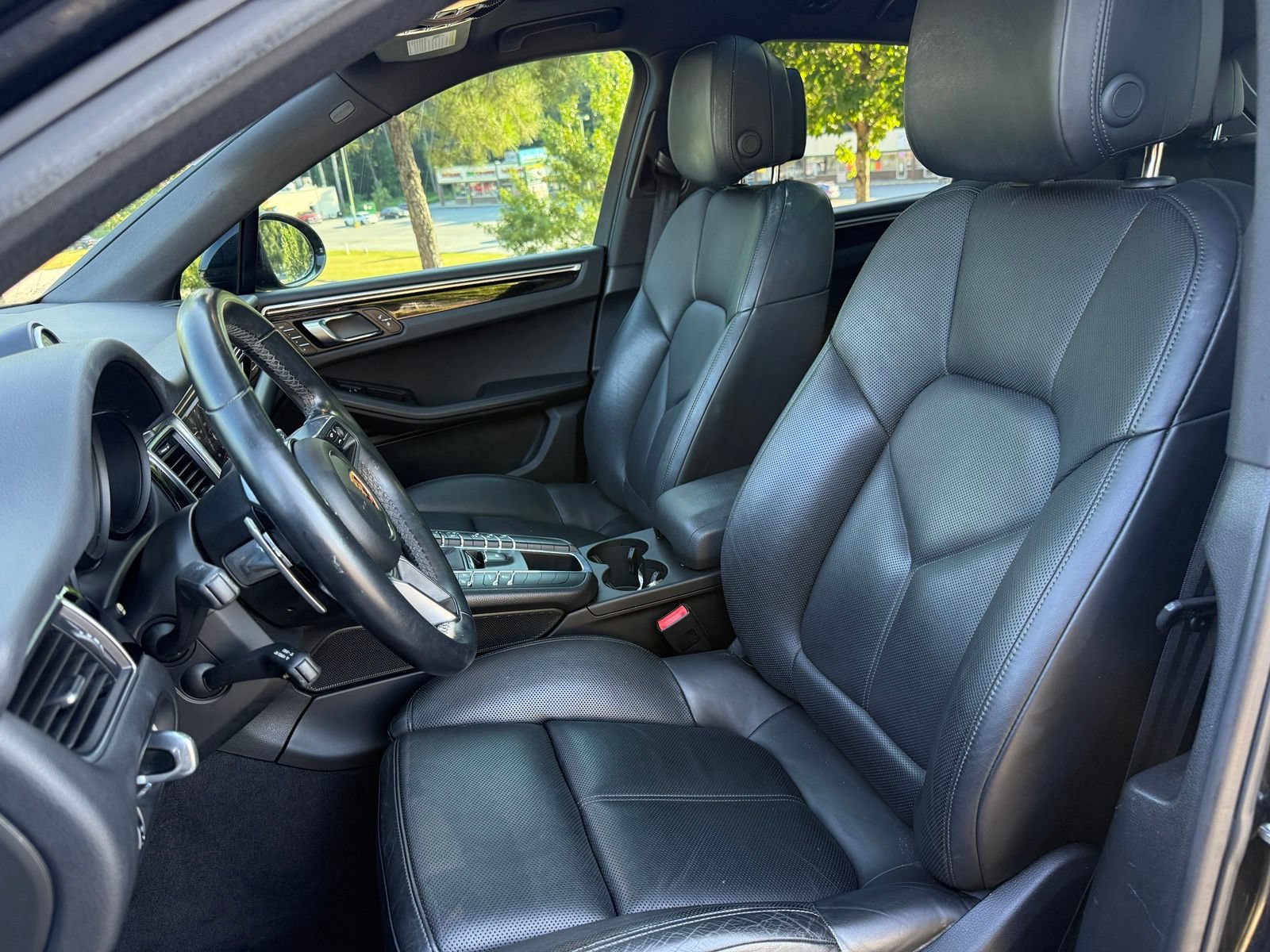 Used 2018 Porsche Macan S AWD/4WD image 35