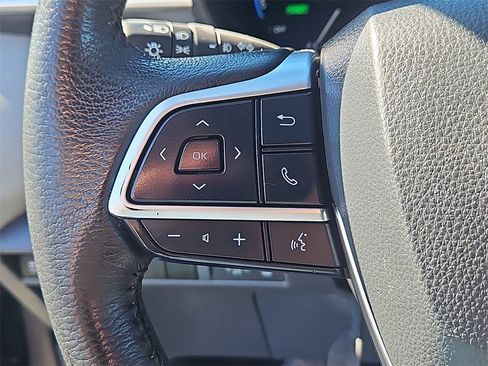 Used 2024 Toyota Sienna XLE image 25