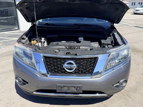 Used 2016 Nissan Pathfinder S image 11