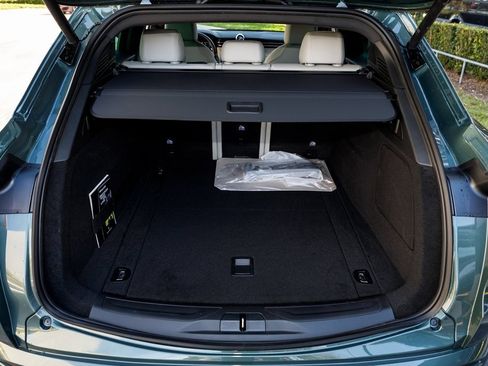 New 2026 Maserati Grecale Modena image 35