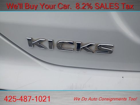Used 2021 Nissan Kicks S FWD image 16