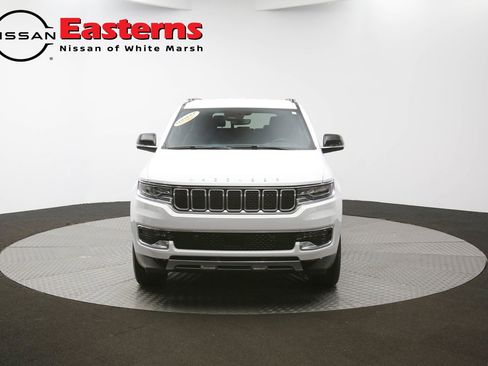 Used 2023 Jeep Wagoneer Series III w/ Preferred Equipment Group RWD image 51