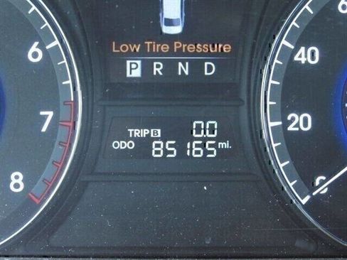 Used 2012 Hyundai Equus Signature image 12