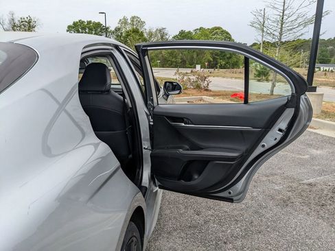 Used 2023 Toyota Camry XSE image 53