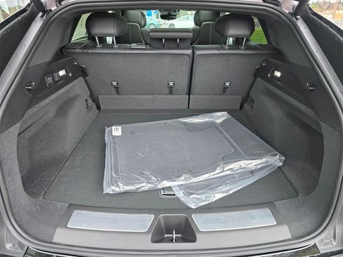 New 2026 Cadillac Lyriq Premium Luxury image 16