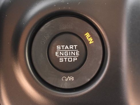 Used 2021 Jeep Wrangler Sport AWD/4WD image 26