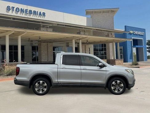 Used 2017 Honda Ridgeline RTL-E image 4
