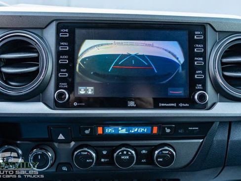 Used 2022 Toyota Tacoma TRD Sport w/ TRD Premium Sport Package image 21