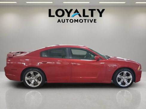 Used 2011 Dodge Charger R/T RWD image 6
