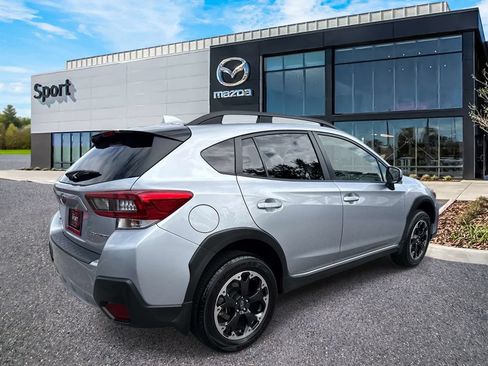 Used 2023 Subaru Crosstrek 2.0i Premium AWD/4WD image 3
