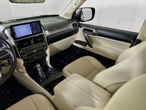 Used 2022 Lexus GX 460 Premium w/ Premium Package AWD/4WD image 24