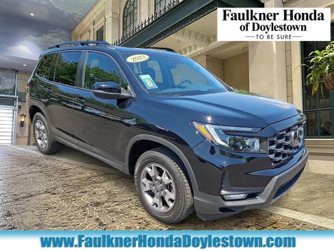 Certified 2023 Honda Passport TrailSport image 1