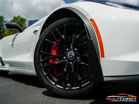 Used 2016 Chevrolet Corvette Z06 w/ 3LZ Preferred Equipment Group RWD image 75