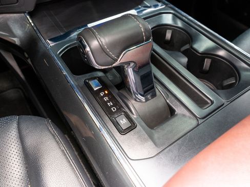 Used 2022 Ford F150 Lariat w/ Equipment Group 502A High image 30