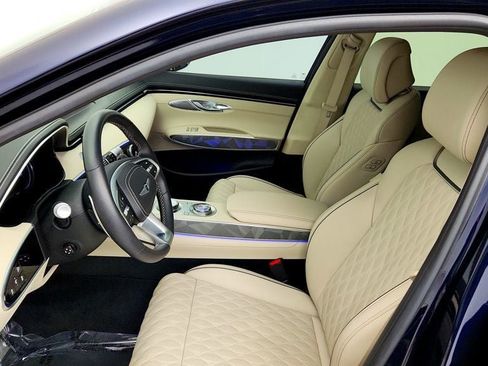Used 2025 Genesis GV70 3.5T Sport w/ Sport Advanced Package AWD/4WD image 21