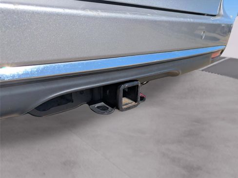 Used 2018 Chrysler Pacifica Limited image 34