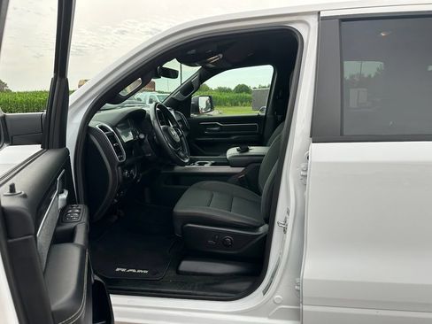 Used 2022 RAM 1500 Big Horn AWD/4WD image 10