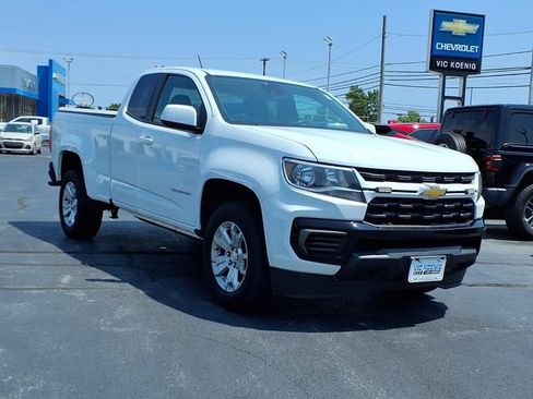 Used 2022 Chevrolet Colorado LT w/ Fleet Safety Package RWD image 2