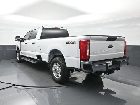 Certified 2025 Ford F250 XLT AWD/4WD image 4