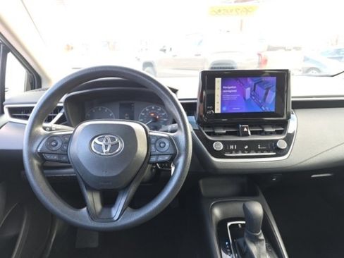 Certified 2024 Toyota Corolla LE image 11