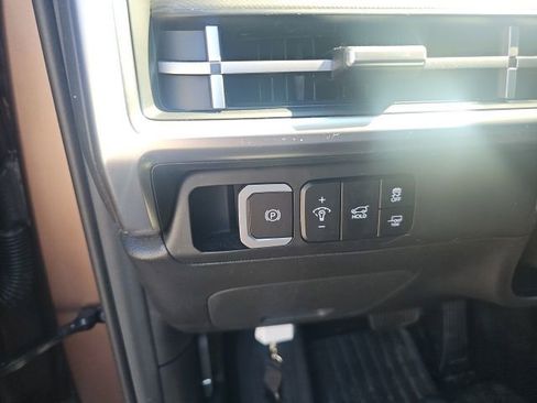 Used 2025 Hyundai Santa Fe XRT AWD/4WD image 30