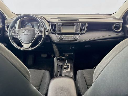 Used 2016 Toyota RAV4 XLE AWD/4WD image 3