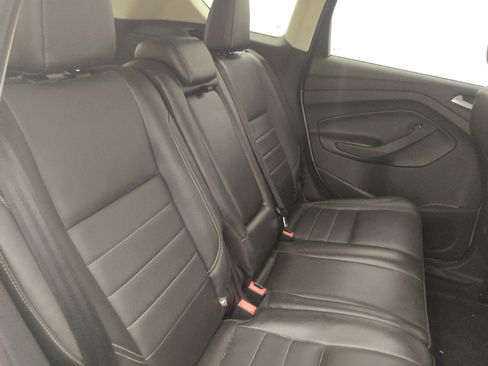 Used 2015 Ford Escape Titanium w/ Equipment Group 301A AWD/4WD image 19