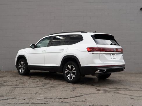 New 2026 Volkswagen Atlas SE image 4