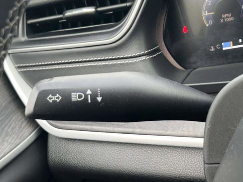 Certified 2023 Jeep Grand Cherokee Limited w/ Luxury Tech Group II image 22