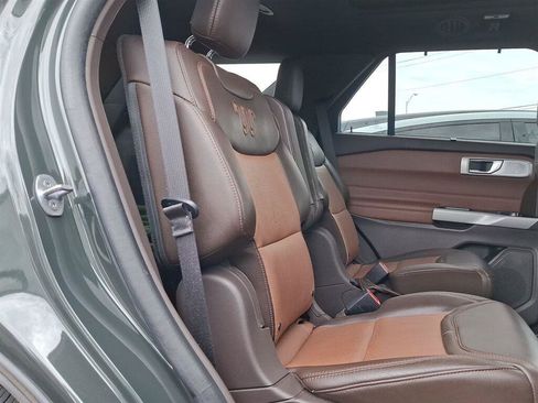 Used 2023 Ford Explorer King Ranch w/ Technology Package AWD/4WD image 13