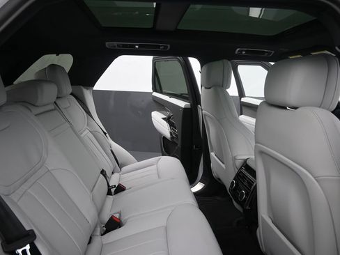 New 2027 Land Rover Range Rover Sport SE AWD/4WD image 14