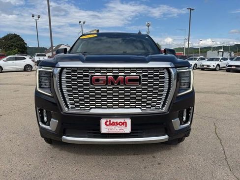 Used 2023 GMC Yukon XL Denali w/ Denali Reserve Package AWD/4WD image 12