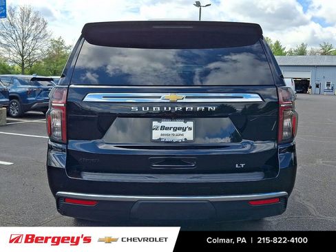 Certified 2024 Chevrolet Suburban LT AWD/4WD image 6