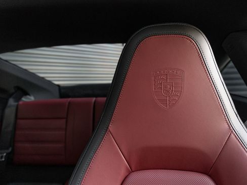 Certified 2025 Porsche 911 Carrera RWD image 16