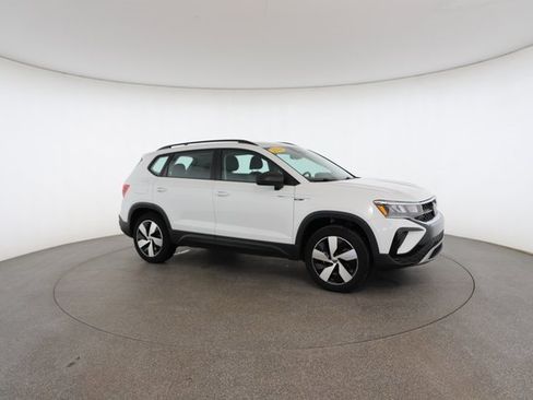 Used 2024 Volkswagen Taos S image 25