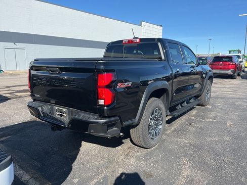 Used 2024 Chevrolet Colorado Z71 w/ Z71 Convenience Package 2 AWD/4WD image 4