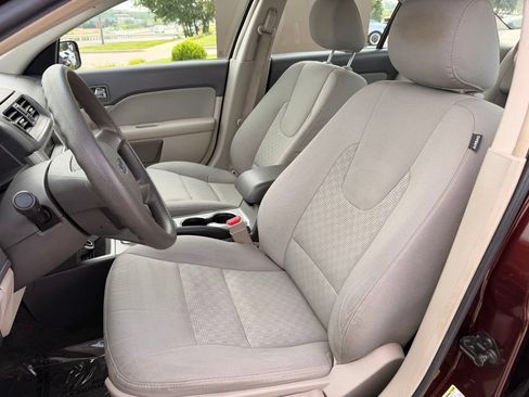 Used 2012 Ford Fusion S FWD image 25
