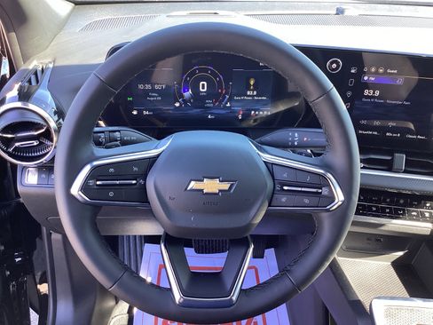 New 2026 Chevrolet Equinox LT w/ Convenience Package II image 15