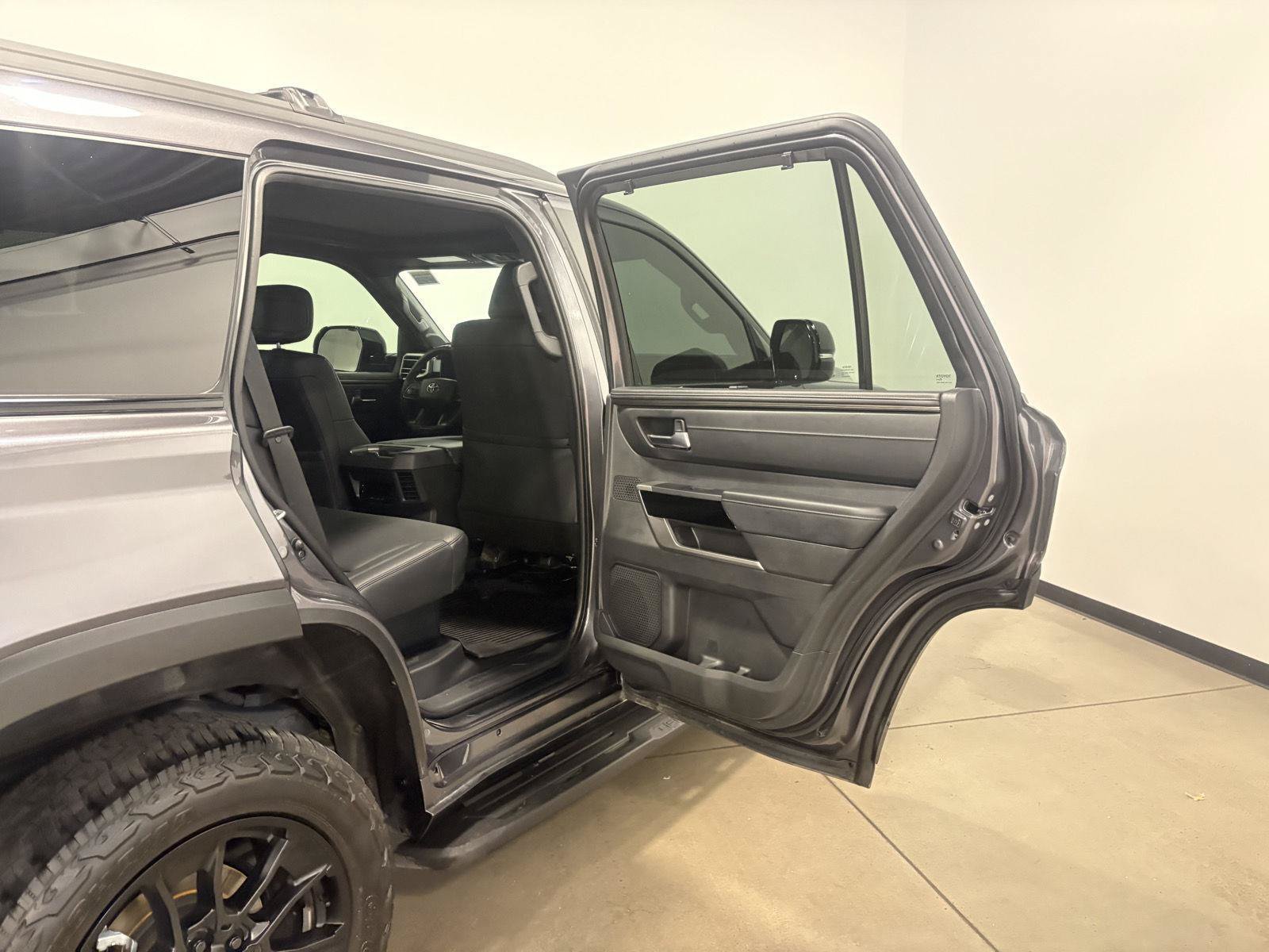 Used 2025 Toyota Sequoia 4WD image 50