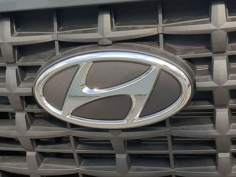 New 2026 Hyundai Venue SE FWD image 12