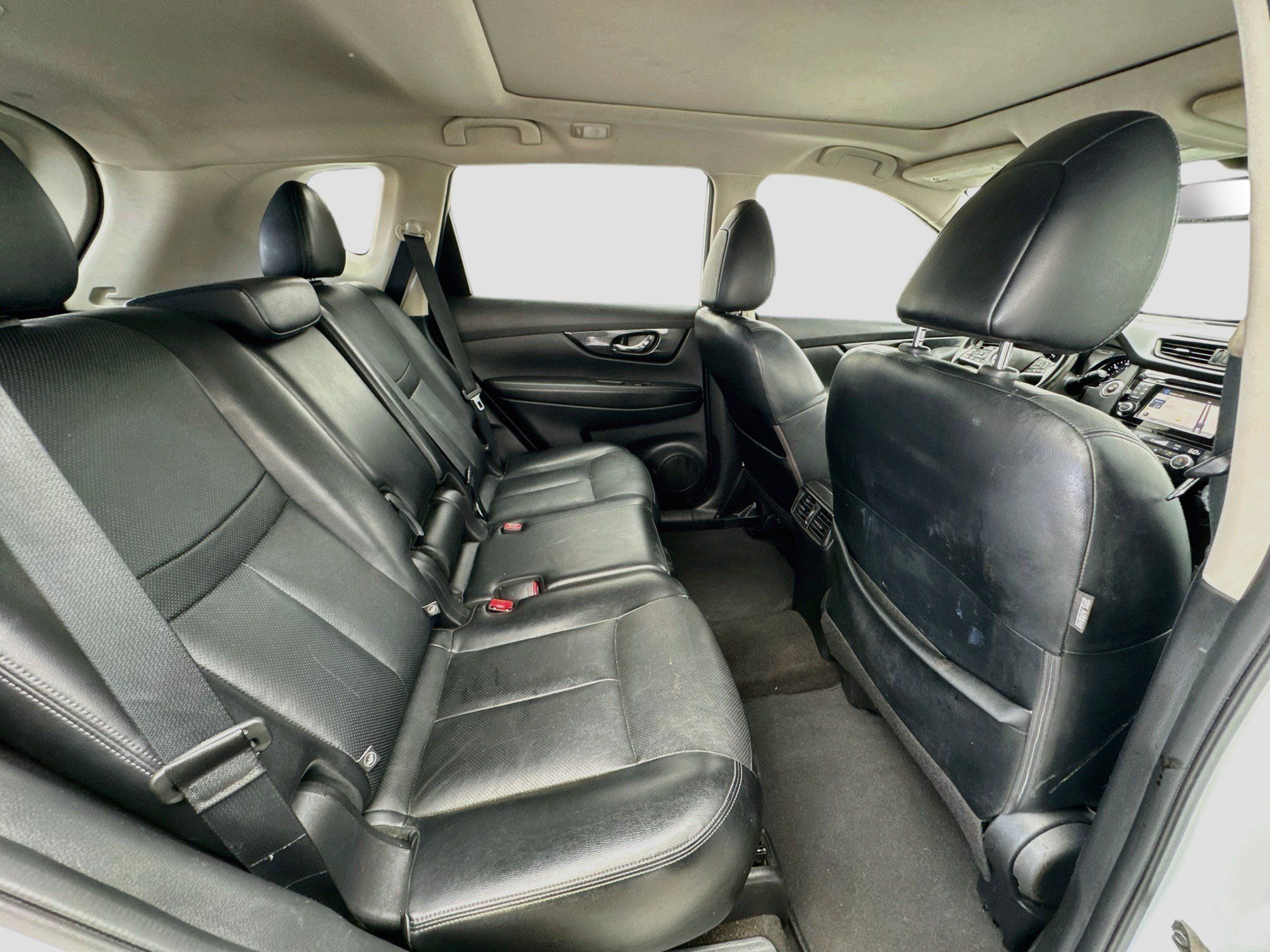 Used 2017 Nissan Rogue SL w/ SL Premium Package FWD image 19