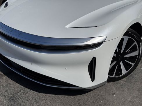 Used 2023 Lucid Air Pure AWD/4WD image 3