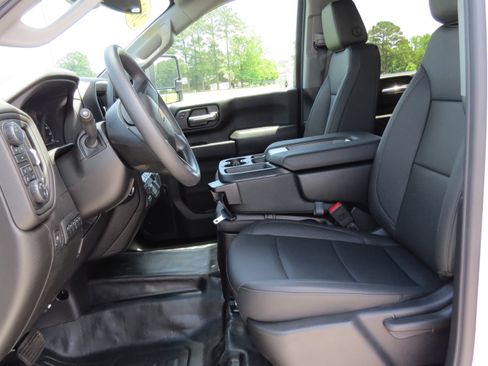 Used 2025 Chevrolet Silverado 3500 W/T w/ WT Convenience Package image 11