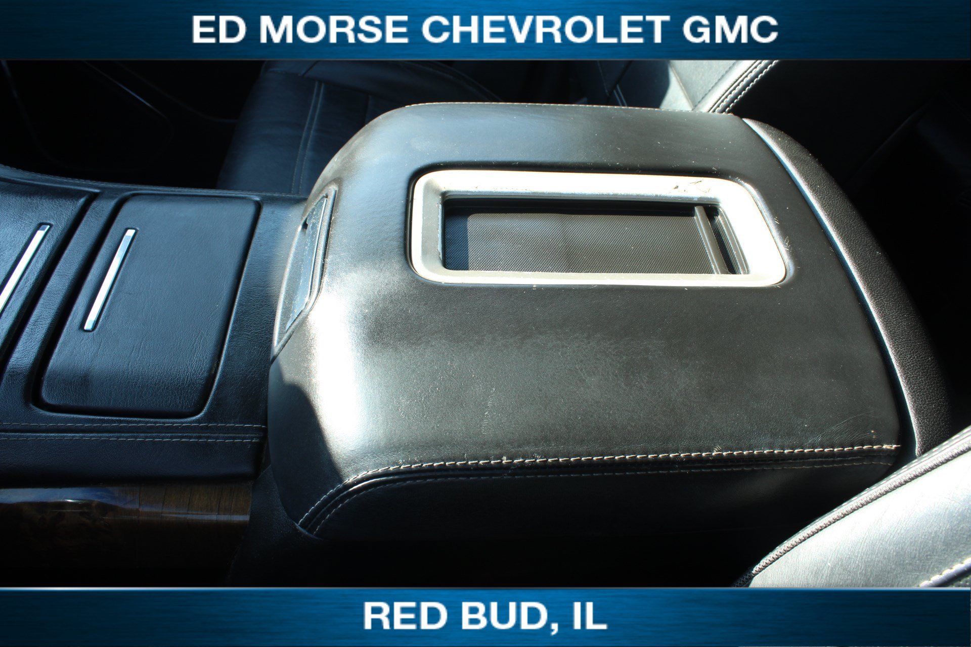 Used 2015 GMC Yukon XL Denali w/ Touring Package AWD/4WD image 24