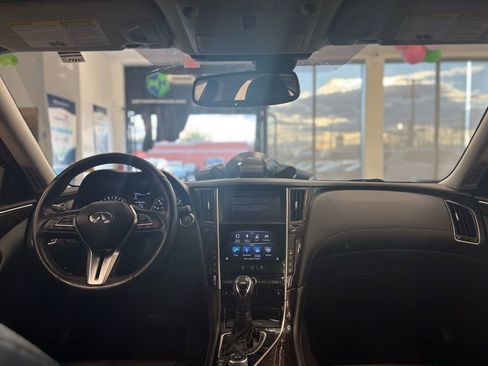 Used 2018 INFINITI Q50 Luxe w/ Essential Package (3.0T Luxe) image 15