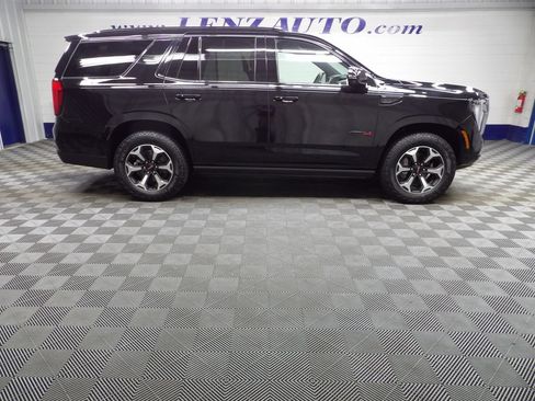 Used 2026 GMC Yukon AT4 Ultimate AWD/4WD image 2