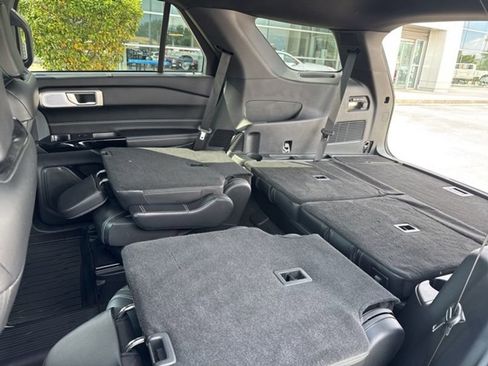 Used 2024 Ford Explorer ST w/ Equipment Group 401A image 26