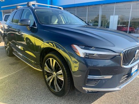 Used 2022 Volvo XC60 B5 Inscription w/ Climate Package AWD/4WD image 2