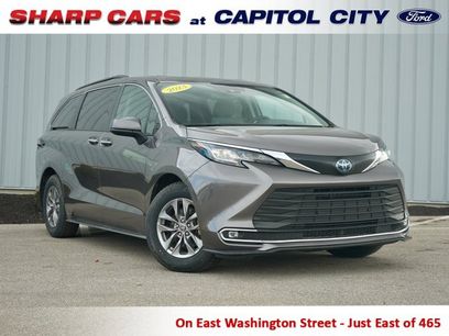 Used 2023 Toyota Sienna XLE