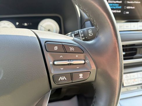 Certified 2023 Hyundai Kona Limited image 21